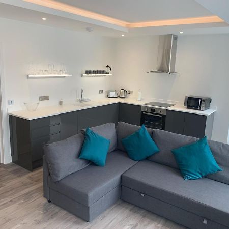 28 Harbour Lettings Luxury Apartments For Over 25S Плимът Екстериор снимка