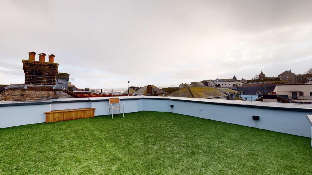 28 Harbour Lettings Luxury Apartments For Over 25S Плимът Екстериор снимка
